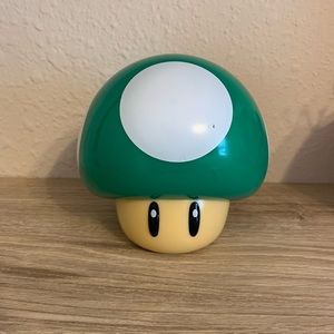 Mario Green Toad light up figure‎